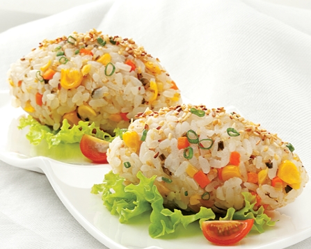 Cách làm cơm trân châu lạ ngon hấp dẫn