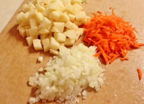 Cách làm đá trái cây mát lạnh, đầy màu sắc, giải nhiệt cực đã