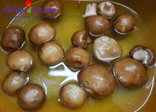 Cách làm đậu hũ non sốt nấm đông cô chay cho ngày rằm