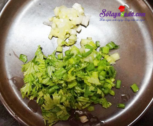 Cách làm đậu hũ non sốt nấm đông cô chay cho ngày rằm