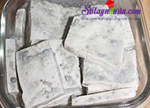 Cách làm đậu phụ sốt vừng xiên que cực thơm ngon