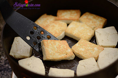 Cách làm đậu phụ xào giá đỗ lạ mà tuyệt ngon