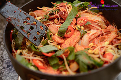 Cách làm đậu phụ xào giá đỗ lạ mà tuyệt ngon