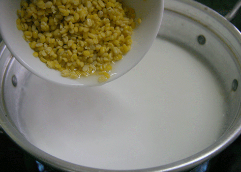 Cách làm đậu xanh đánh thơm ngon thức uống giải nhiệt mùa hè