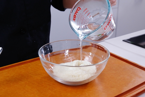 Cách làm dừa hỏa diệm sơn, cơn sốt mới bùng nổ khắp 2 miền