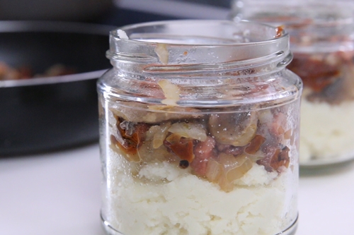 Cách làm dừa hỏa diệm sơn, cơn sốt mới bùng nổ khắp 2 miền