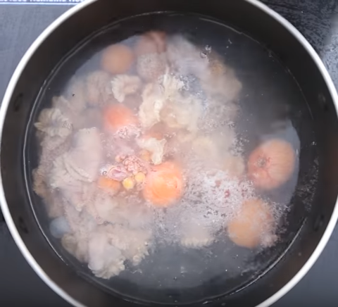 Cách làm gà bọc chips lạ miệng, thơm nức mũi