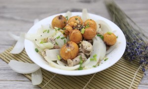 Cách làm gà bọc chips lạ miệng, thơm nức mũi