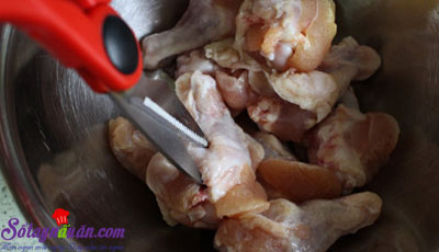 Cách làm gà cà ri với kem lạ miệng mà tuyệt ngon