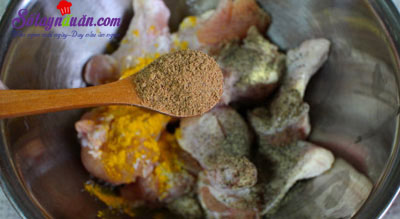 Cách làm gà cà ri với kem lạ miệng mà tuyệt ngon