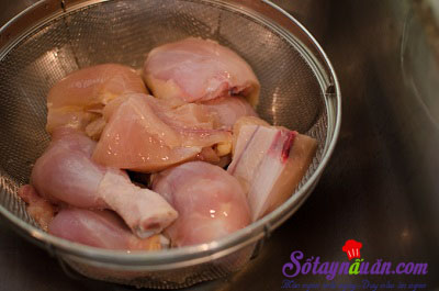 Cách làm gà hầm cay phong cách Hàn ngon tuyệt cú mèo