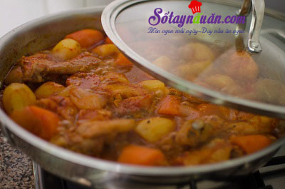 Cách làm gà hầm cay phong cách Hàn ngon tuyệt cú mèo