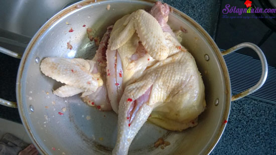 Cách làm gà nướng muối ngon, nhanh gọn tại nhà