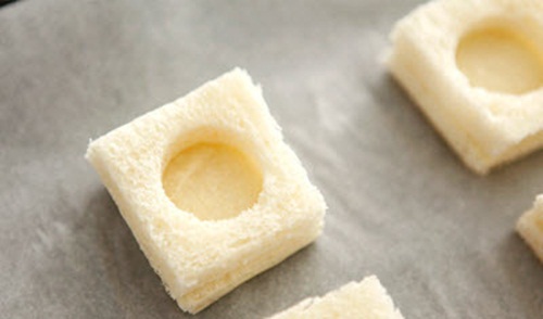 Cách làm gà quay mật ong thơm lừng góc bếp