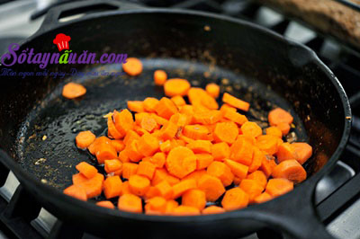 Cách làm gà xào kiểu Thái cực kỳ hấp dẫn