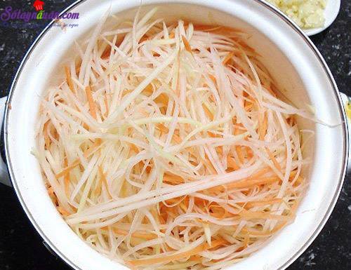 Cách làm gỏi lưỡi heo đu đủ cực giòn và ngon