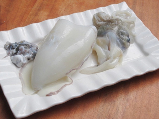 Cách làm gỏi mực khổ qua