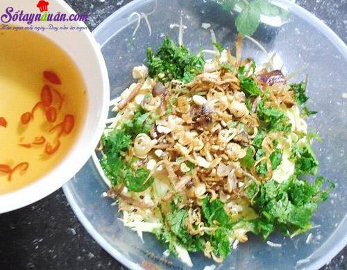 Cách làm gỏi xoài mực khô lạ miệng mà ngon