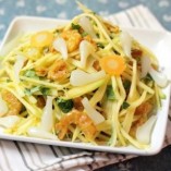 Cách làm gỏi xoài tôm khô