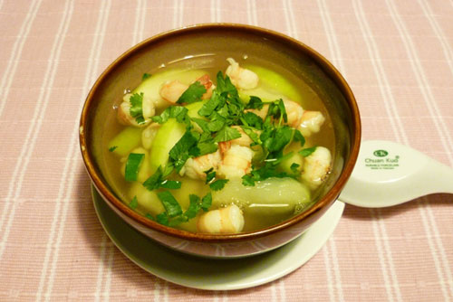 Cách làm hay cho món Canh Bí Nấu Tôm giải nóng bữa ăn hè