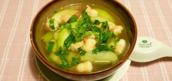 Cách làm hay cho món Canh Bí Nấu Tôm giải nóng bữa ăn hè