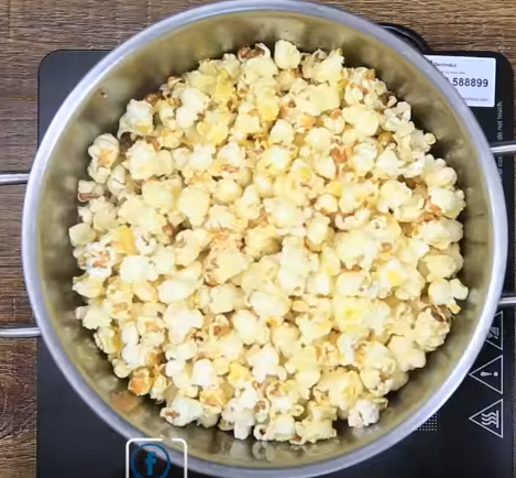 Cách làm kem chuối dừa đậu phộng thơm bùi, ăn cực ngon mà không cần máy