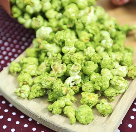 Cách làm kem chuối dừa đậu phộng thơm bùi, ăn cực ngon mà không cần máy