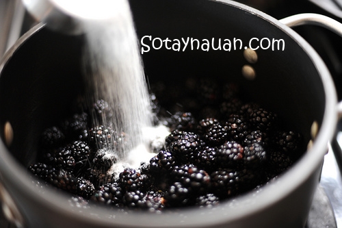 Cách làm kem dâu mát lạnh cho ngày nóng