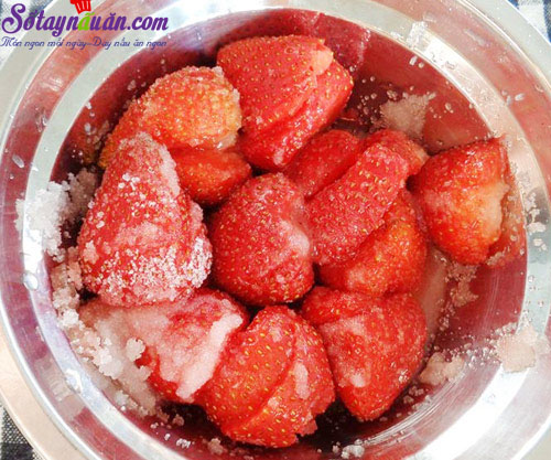 Cách làm kem dâu ngon, bổ , mát chào hè