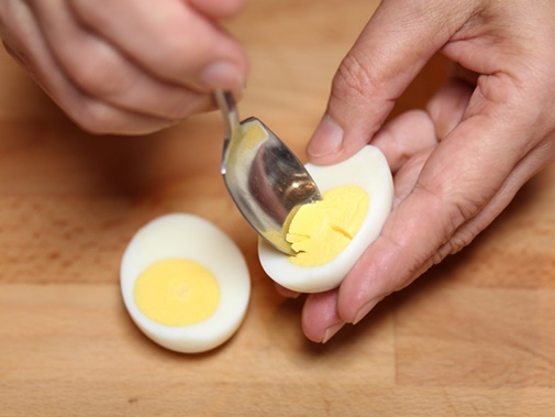 Cách làm kem tươi ngon không thể cưỡng chỉ với một trái chuối chín