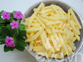 Cách làm khoai tây chiên ngon, cực dễ