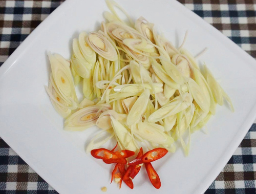 Cách làm kim chi không cần bột ớt mà vẫn ngon đúng điệu