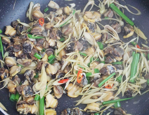 Cách làm kim chi không cần bột ớt mà vẫn ngon đúng điệu