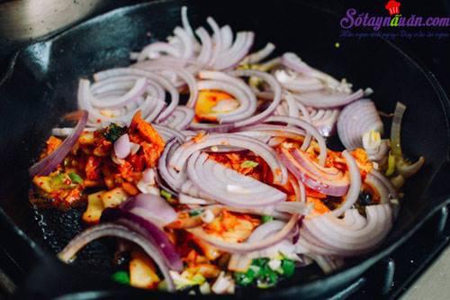 Cách làm kim chi nướng pho mát,khoai tây lạ mà ngon