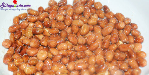 Cách làm lạc rang muối ngon như ngoài hàng