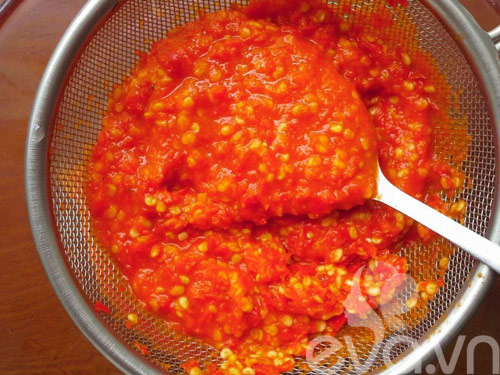 Cách làm làm tương ớt tại nhà trữ 2 tháng vẫn ngon không hư tại đây