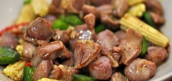 Cách làm Mề Gà xào với hương vị Bắp non ngon