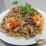 Cách làm mì gói xào đơn giản