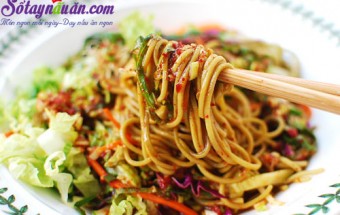 Cách làm mì lạnh đơn giản mà tuyệt ngon