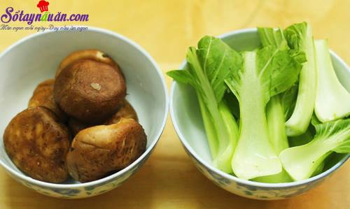 Cách làm mì vịt tiềm thơm ngon đúng điệu