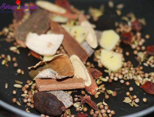 Cách làm mì vịt tiềm thơm ngon đúng điệu