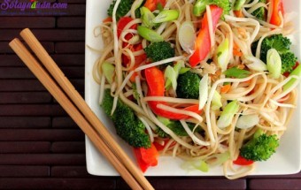 Cách làm mì xào rau củ thơm ngon hấp dẫn