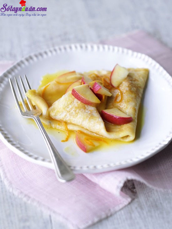 Cách làm món bánh crepe nhân táo đơn giản mà ngon