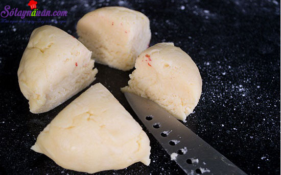 Cách làm món bánh nướng nhân dâu tây đơn giản mà ngon