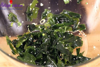 Cách làm món cơm trộn hải sản thơm ngon hấp dẫn