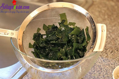 Cách làm món cơm trộn hải sản thơm ngon hấp dẫn