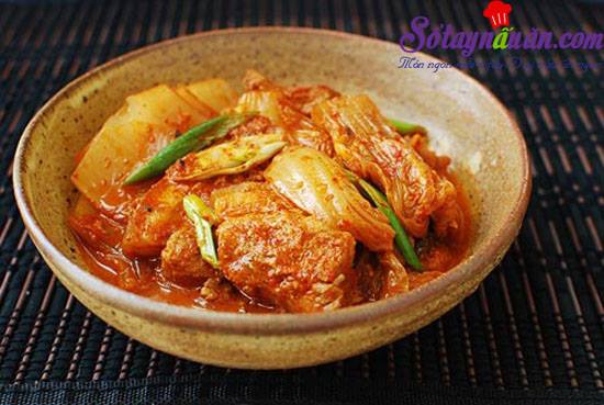 Cách làm món kim chi kho thịt