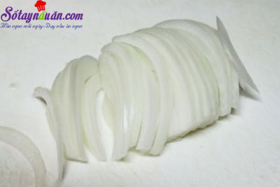 Cách làm món mì xào hải sản kiểu Hàn Quốc