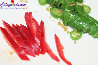 Cách làm món mì xào hải sản kiểu Hàn Quốc