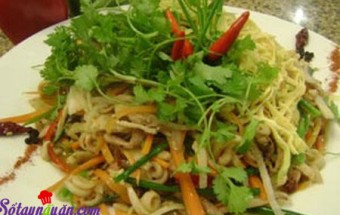 Cách làm món mực khô xào miến giòn ngon chảy nước miếng